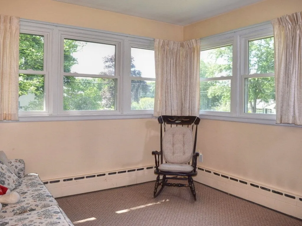 6 Upland Road Essex VT 05452