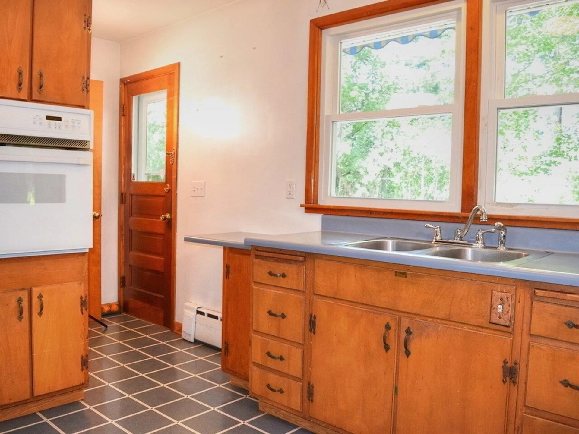 6 Upland Road Essex VT 05452