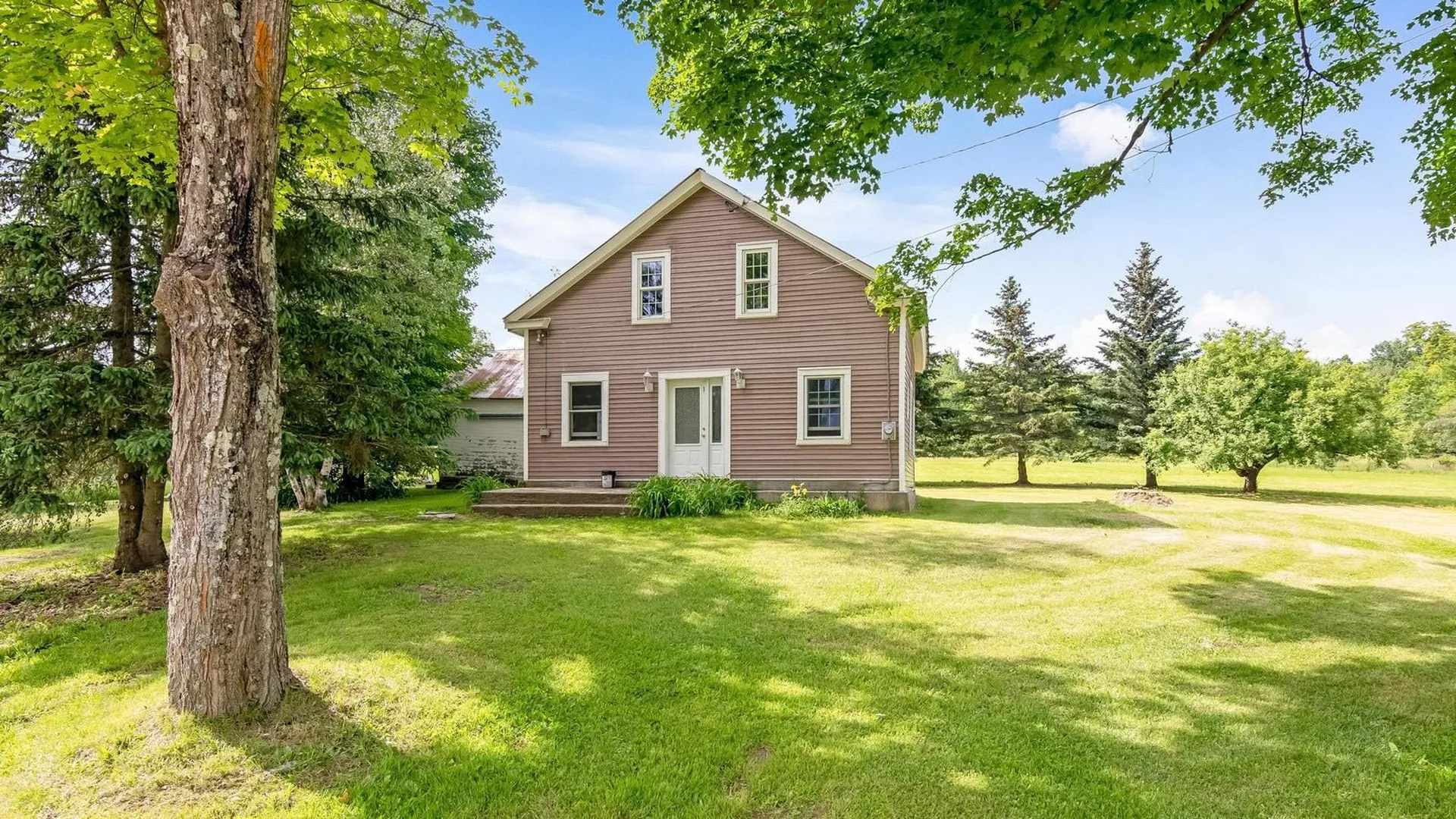 837 Church Road Fairfield VT 05455