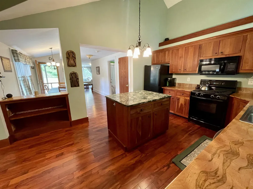 36 Lawrence Street Haverhill NH 03765