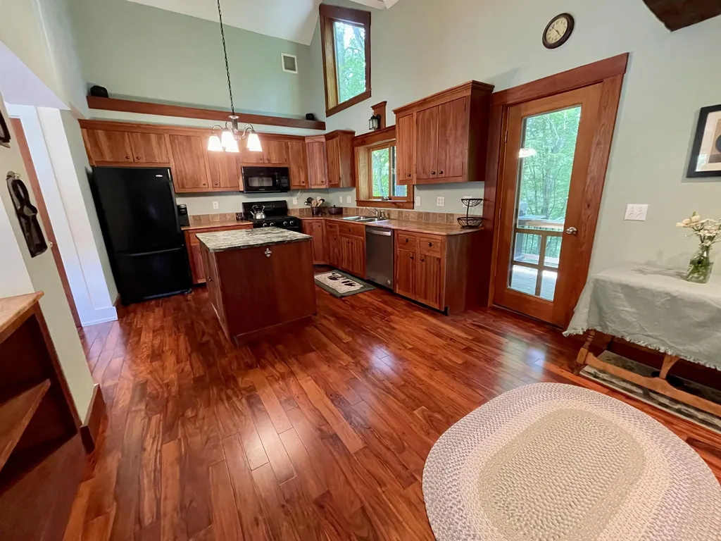 36 Lawrence Street Haverhill NH 03765