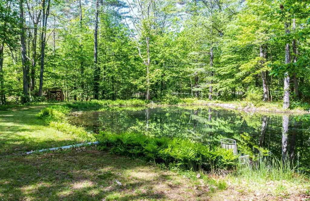 100 Range Road Alton NH 03809