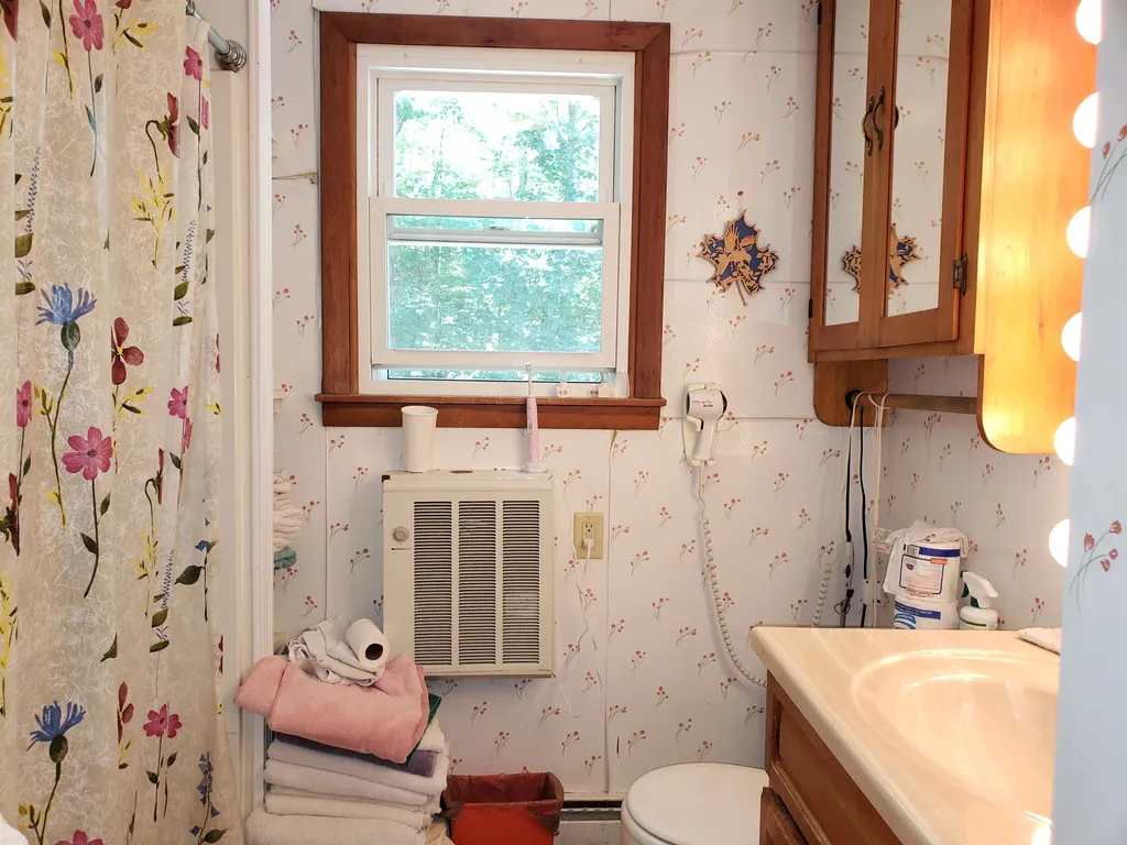 114 May Street Canaan NH 03741