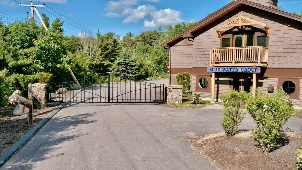 11 Redding Lane Moultonborough NH 03254