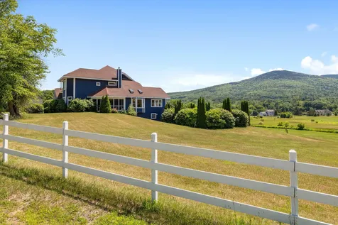 86 Goodwin Road Gilford NH 03249