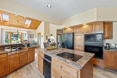 86 Goodwin Road Gilford NH 03249