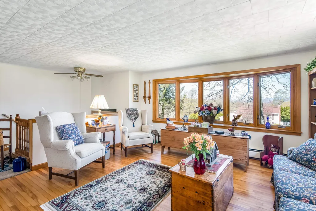 27 Cherrywood Drive Barre Town VT 05641