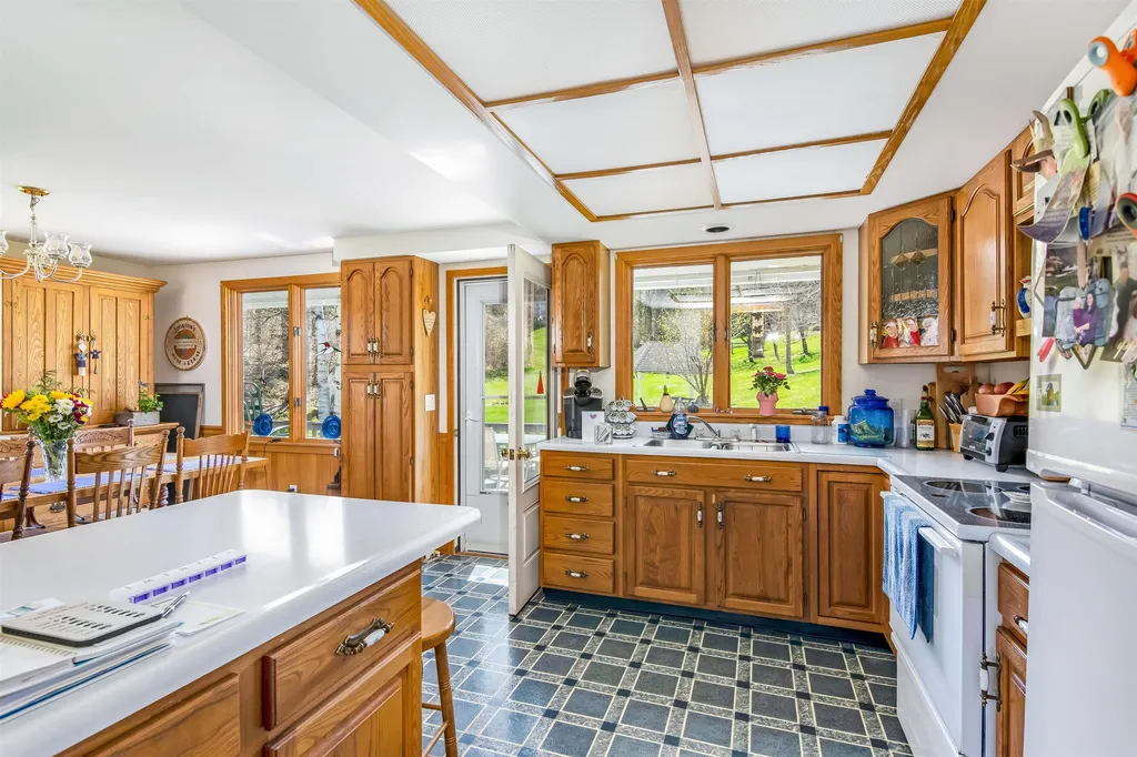 27 Cherrywood Drive Barre Town VT 05641
