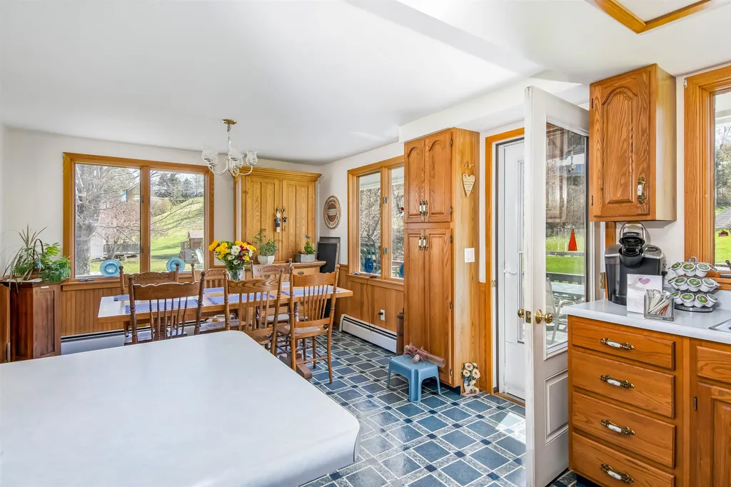 27 Cherrywood Drive Barre Town VT 05641