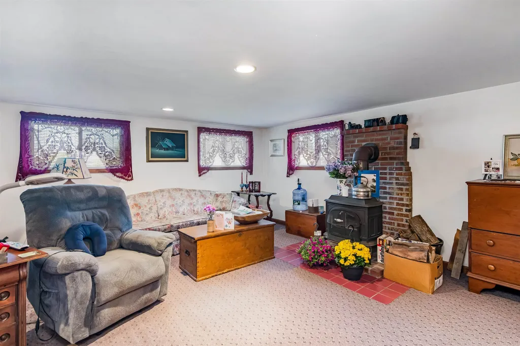 27 Cherrywood Drive Barre Town VT 05641