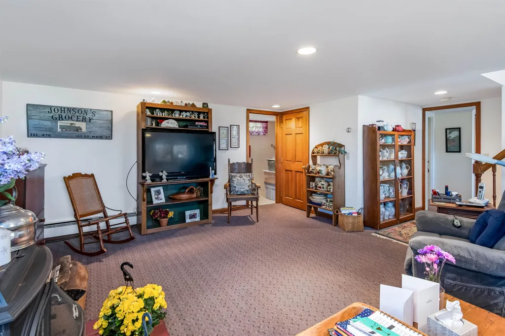 27 Cherrywood Drive Barre Town VT 05641