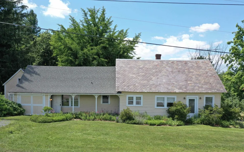 1777 Ridge Road Cornwall VT 05753