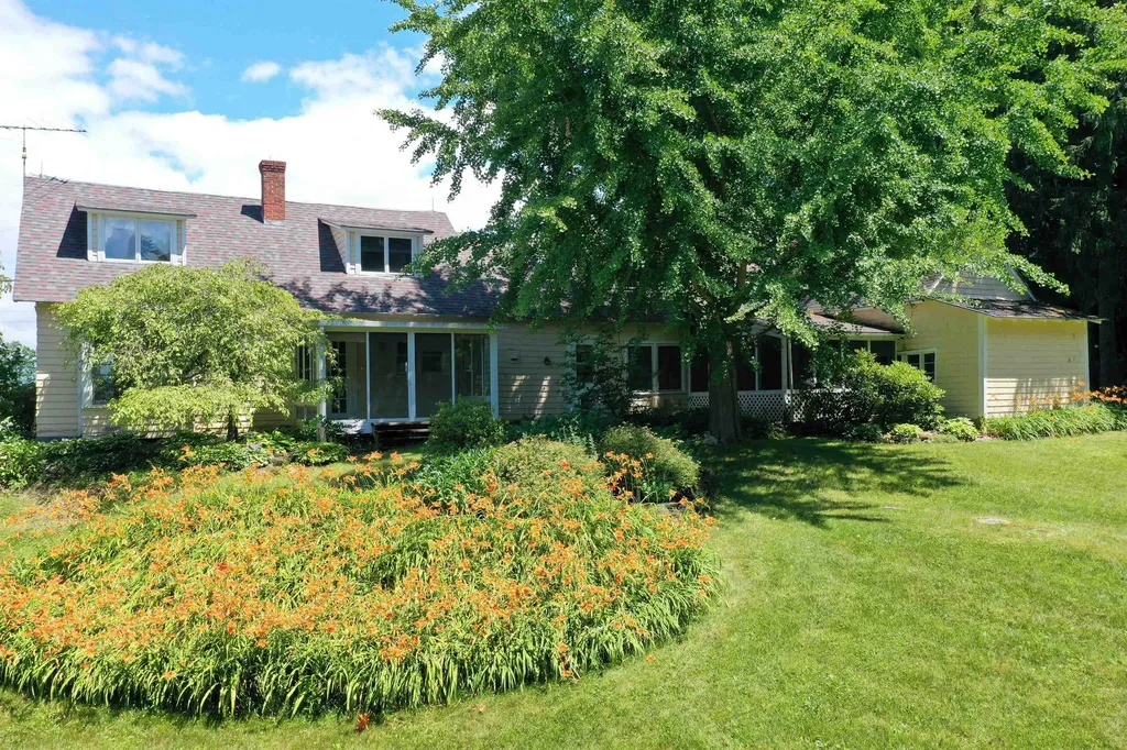 1777 Ridge Road Cornwall VT 05753