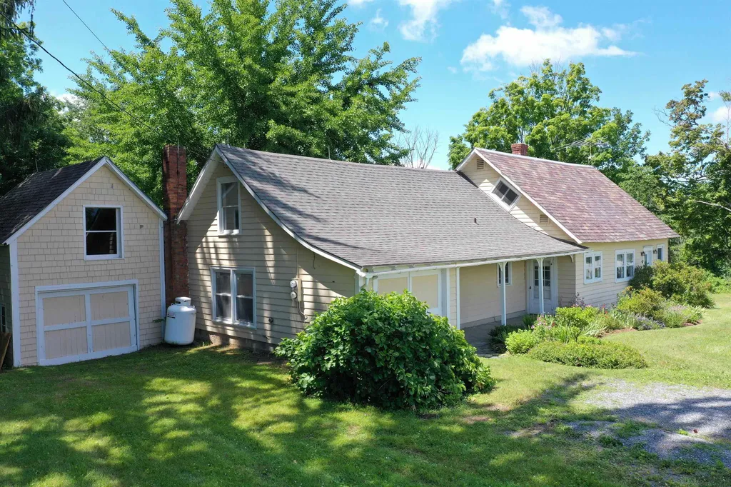 1777 Ridge Road Cornwall VT 05753