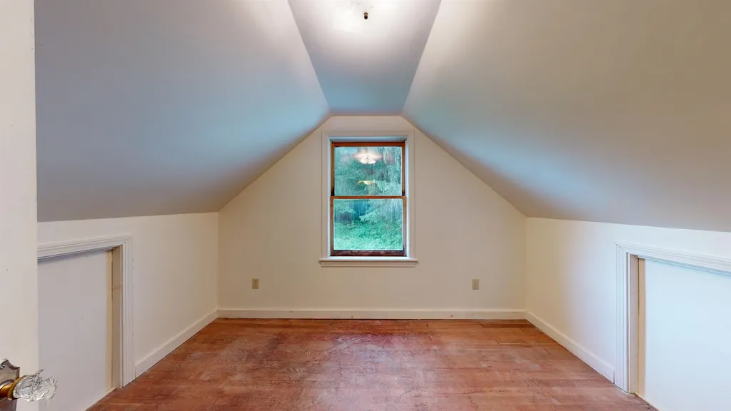 1777 Ridge Road Cornwall VT 05753