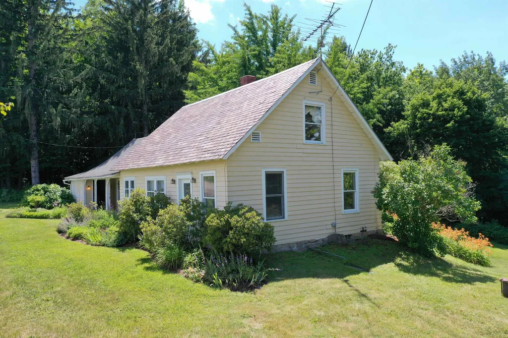 1777 Ridge Road Cornwall VT 05753