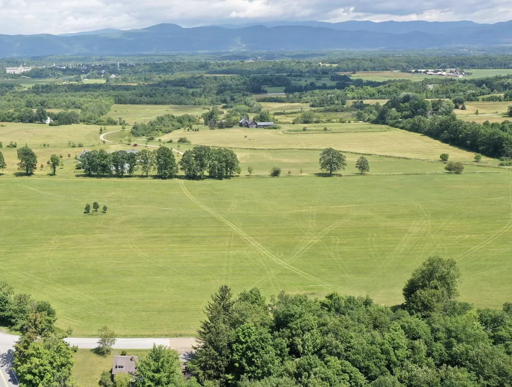 1777 Ridge Road Cornwall VT 05753
