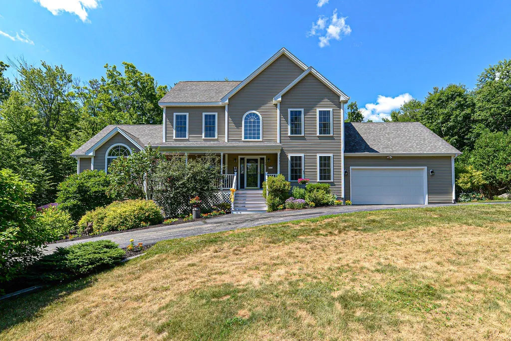 36 Pointe Trinity Drive Strafford NH 03884