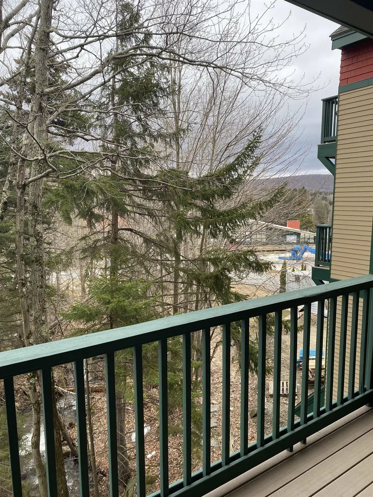 106/08 Qtr.2,89 Grand Summit Way Dover VT 05356
