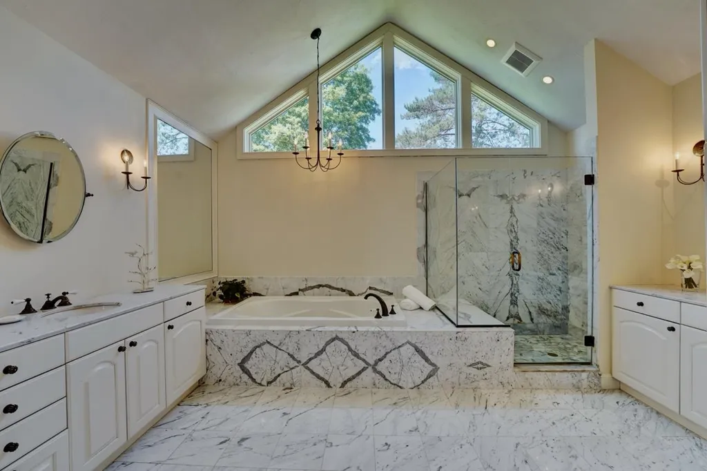 133 Little Harbor Road New Castle NH 03854