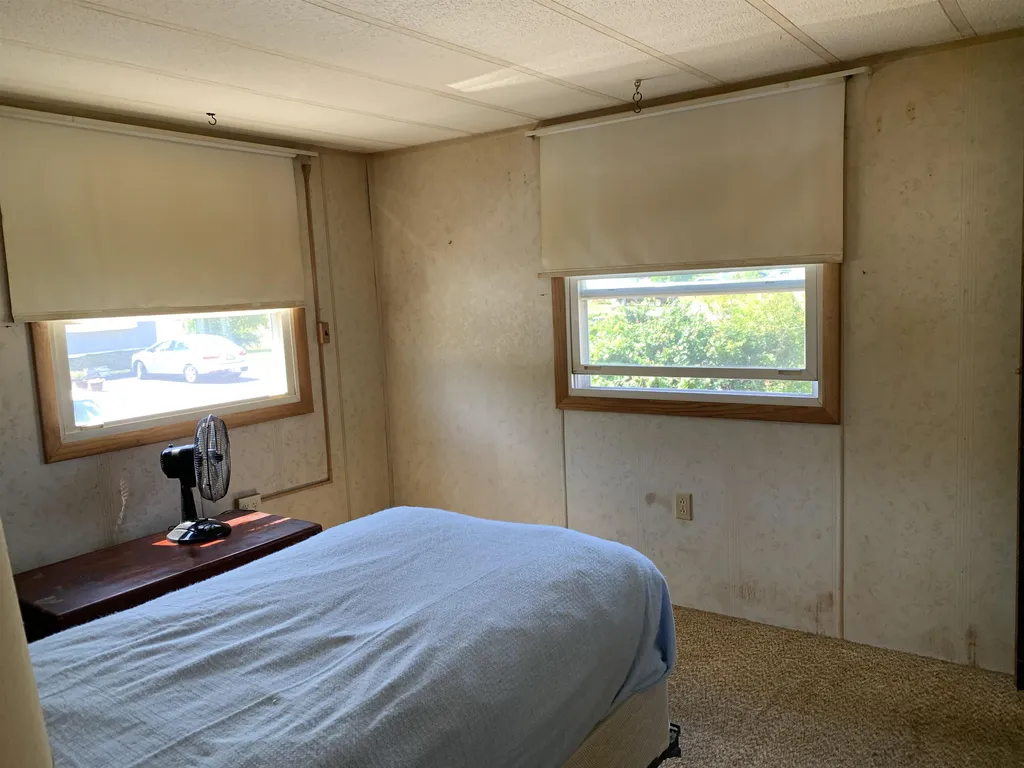 38 Cross Wind Lane Rochester NH 03867