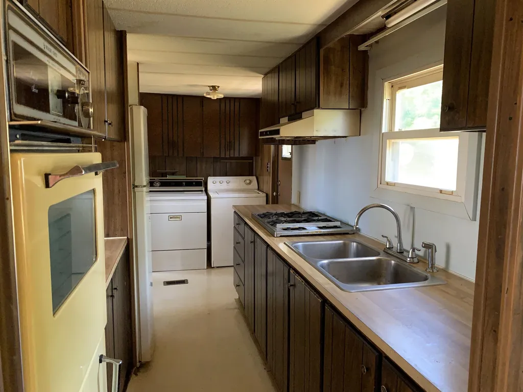 38 Cross Wind Lane Rochester NH 03867
