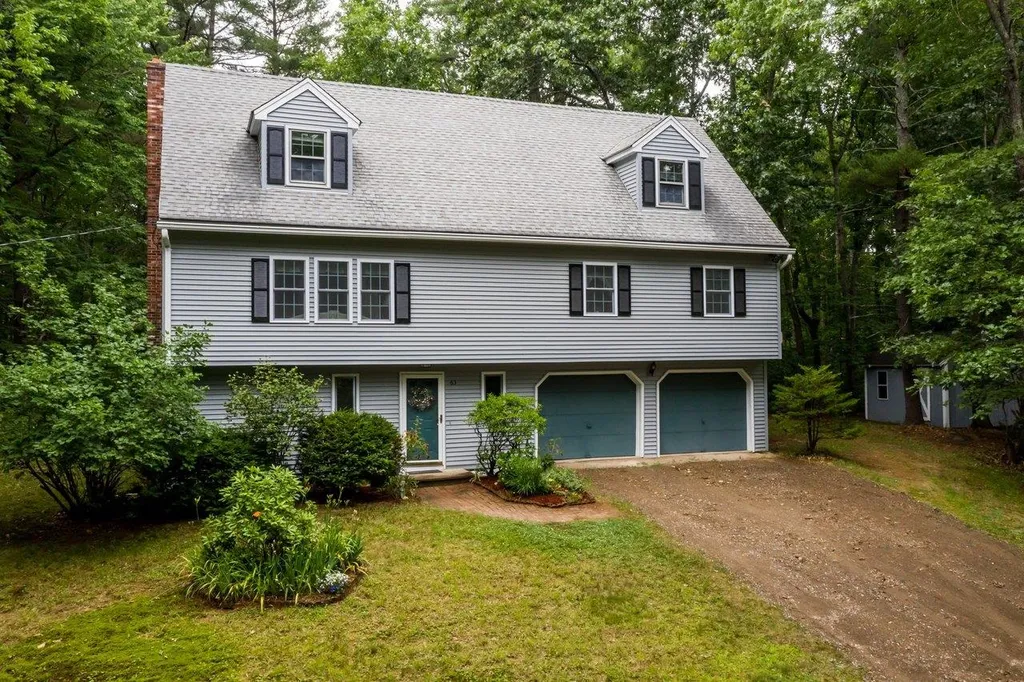 63 Rockrimmon Road Kingston NH 03848