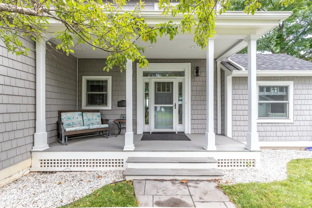 2284 Porters Point Road Colchester VT 05446