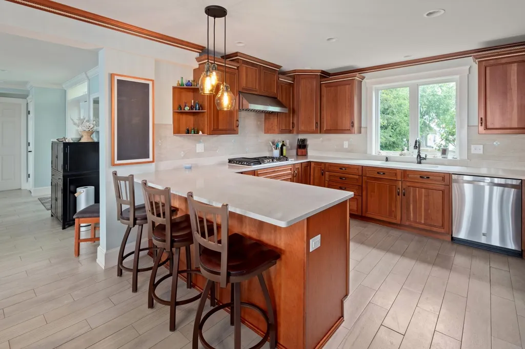 2284 Porters Point Road Colchester VT 05446