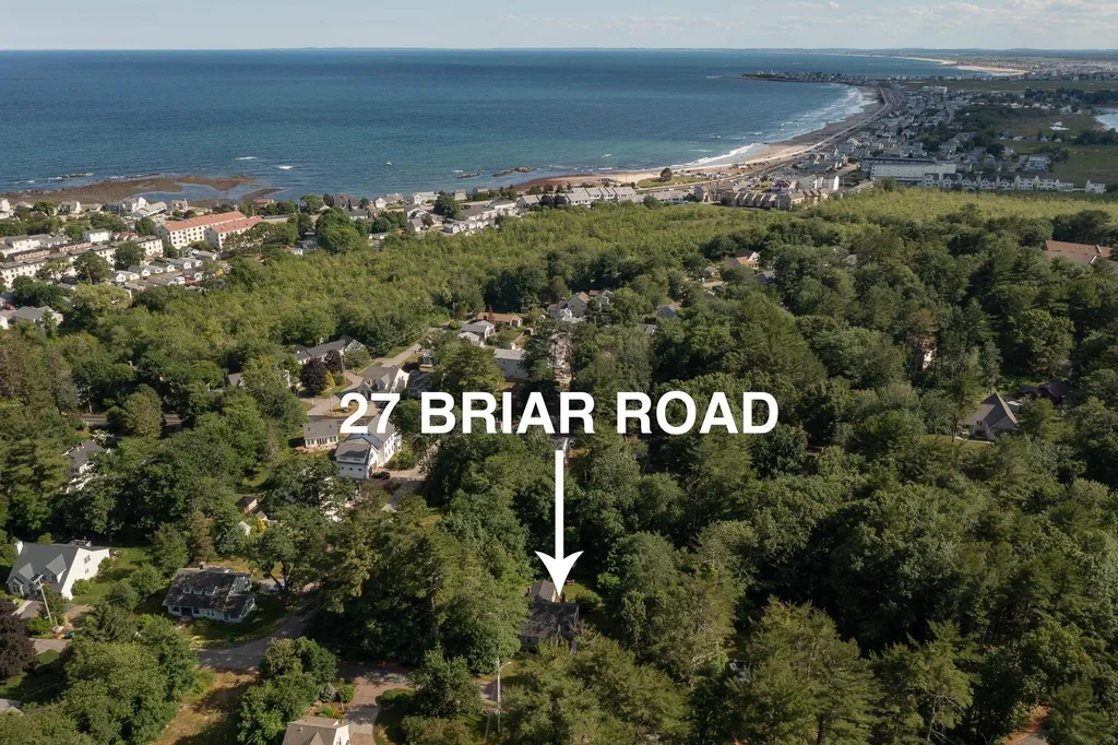 27 Briar Road Hampton NH 03842