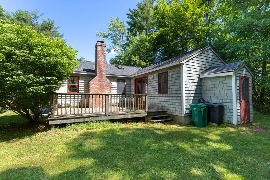 27 Briar Road Hampton NH 03842