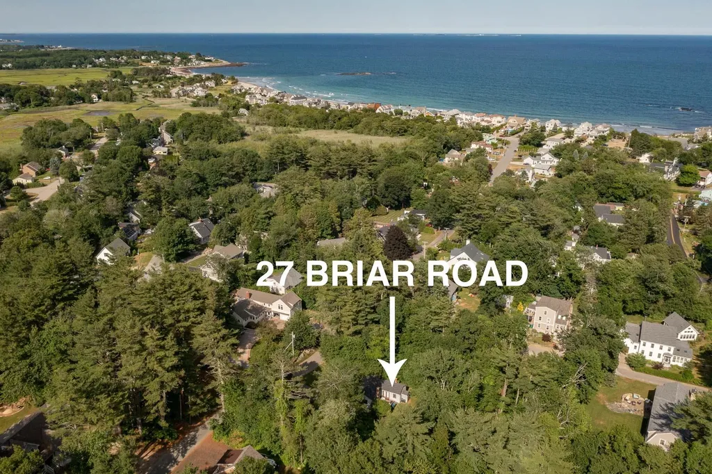 27 Briar Road Hampton NH 03842