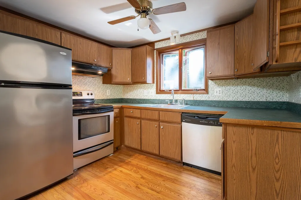 27 Briar Road Hampton NH 03842