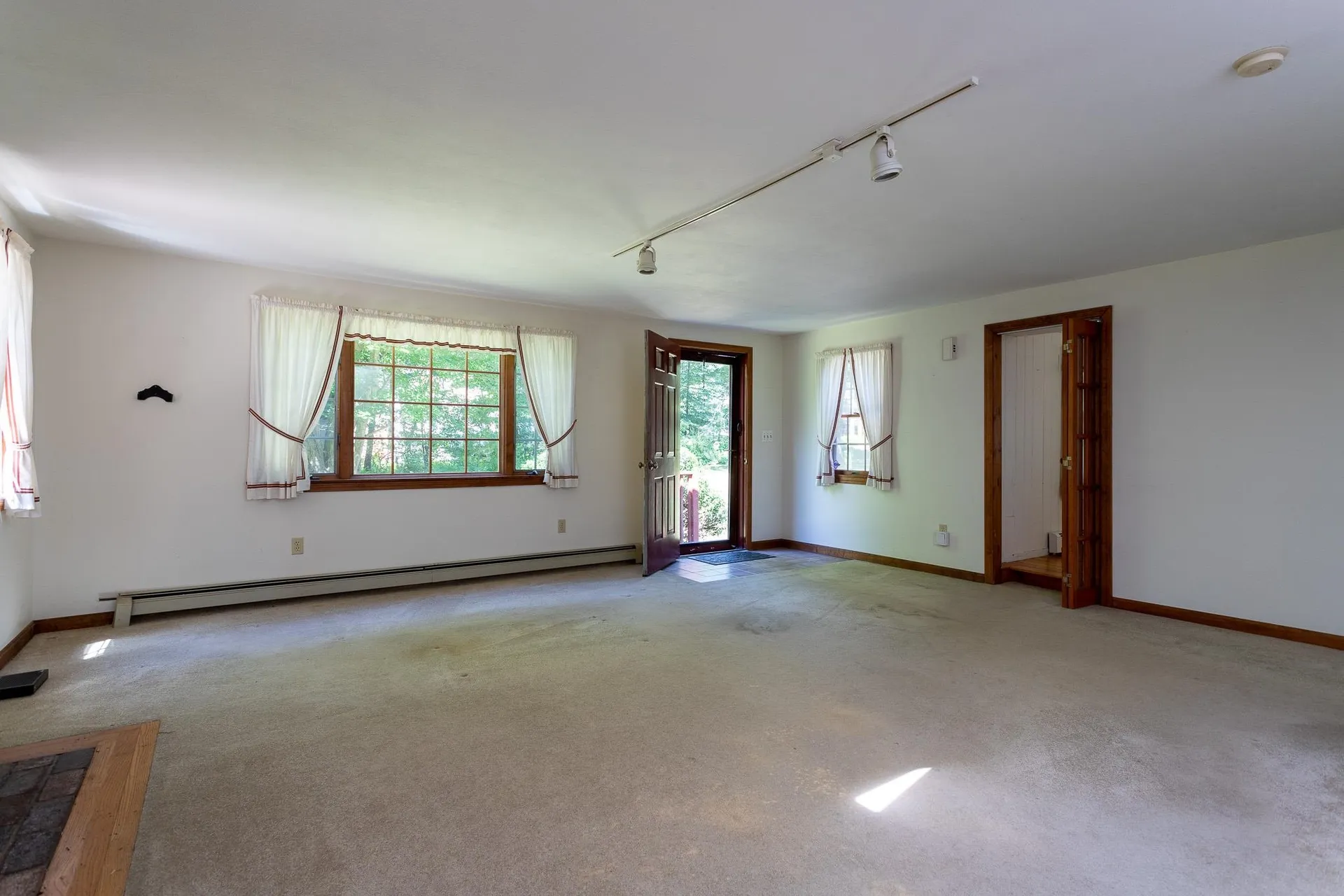 27 Briar Road Hampton NH 03842