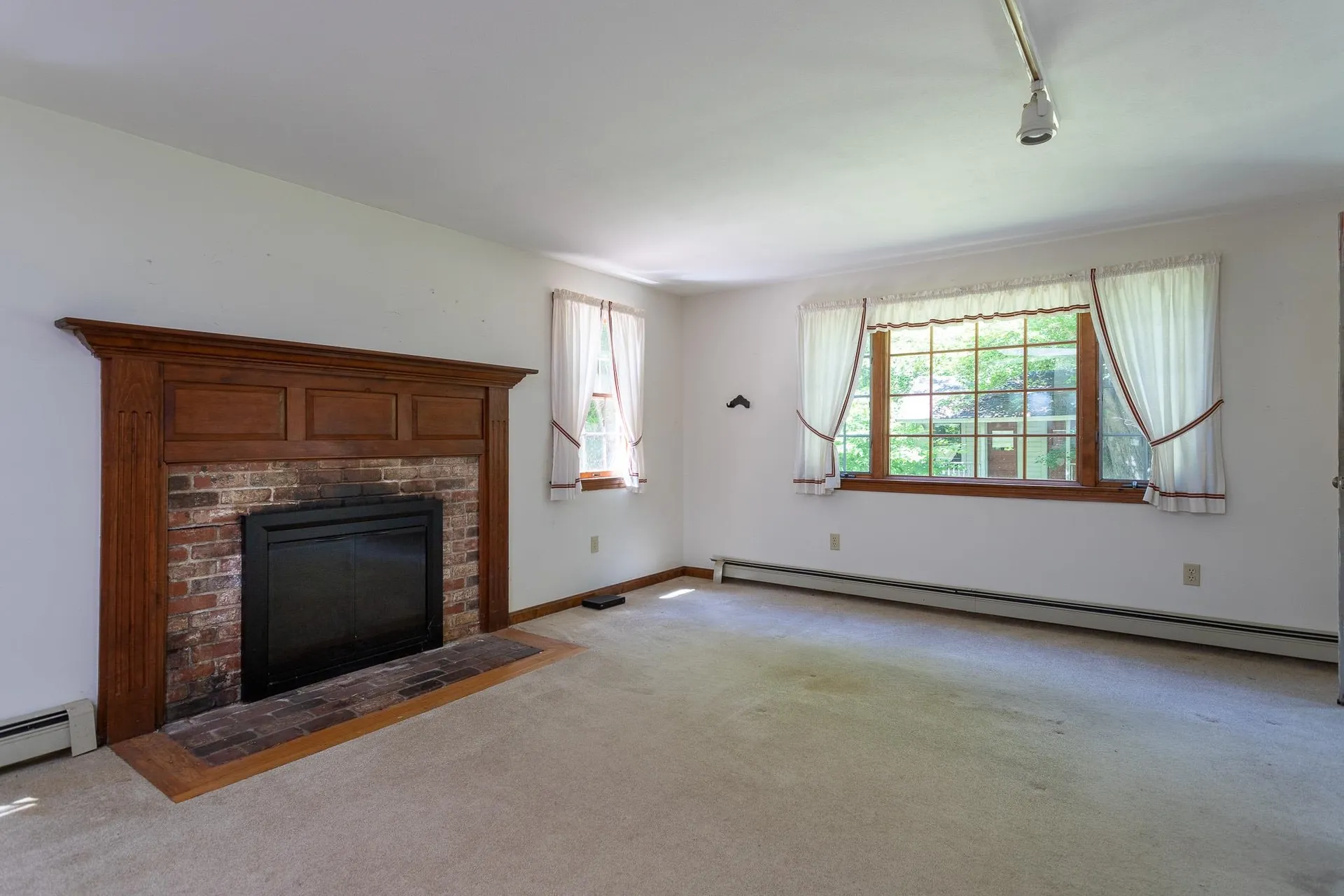27 Briar Road Hampton NH 03842