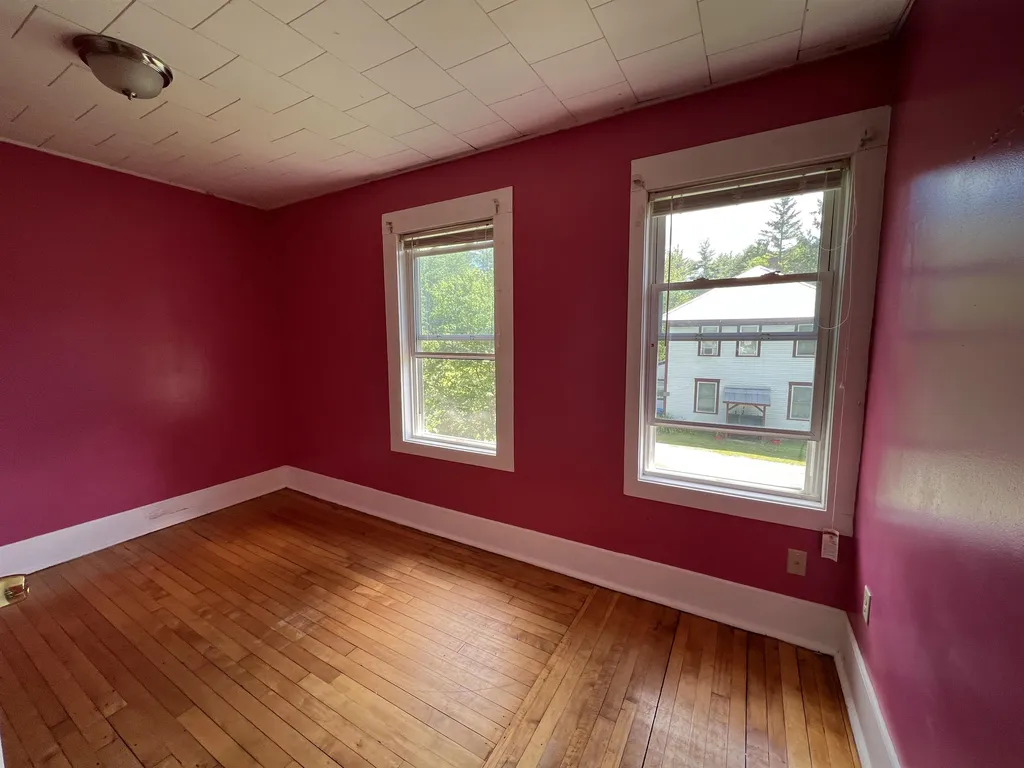 59 Shedd Street Enfield NH 03748