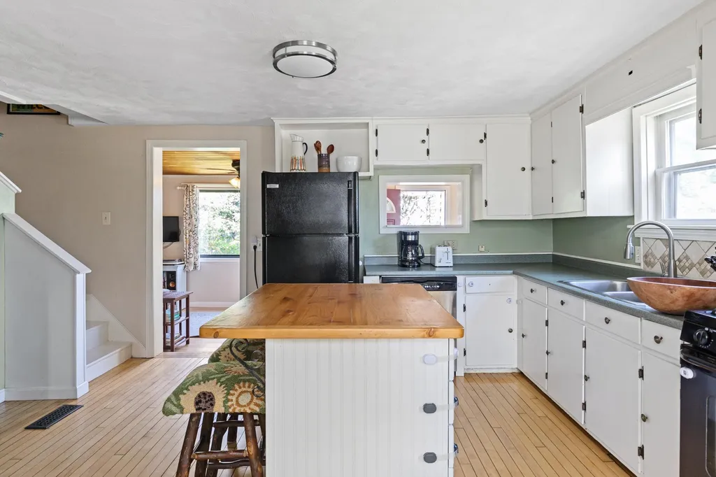 65 Elm Street Winooski VT 05404