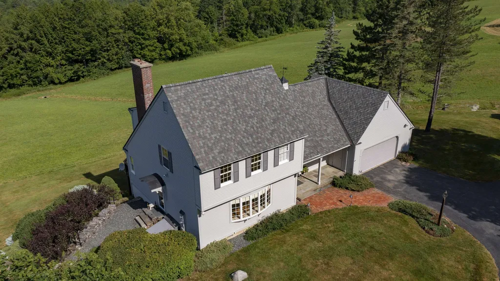 1971 Hillside Road Hartford VT 05059