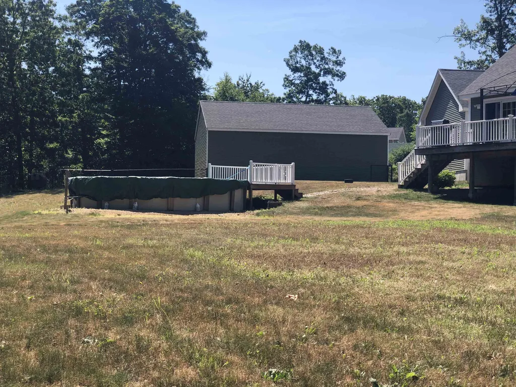32 Moose Meadow Drive Fremont NH 03044