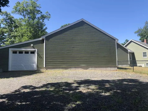 32 Moose Meadow Drive Fremont NH 03044