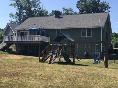 32 Moose Meadow Drive Fremont NH 03044