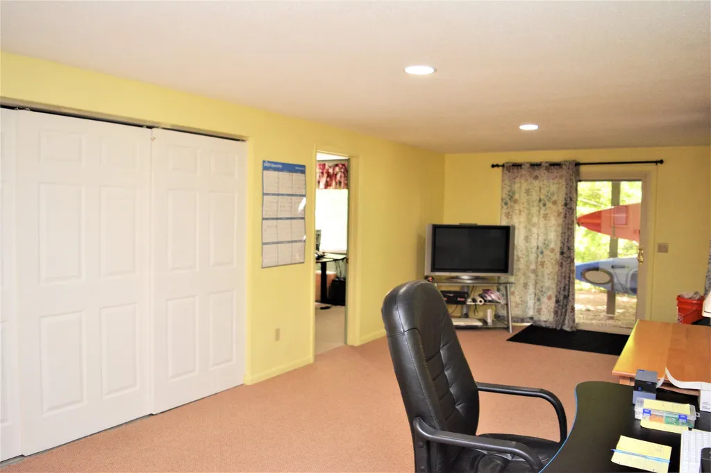 654 Marten Road Grantham NH 03753