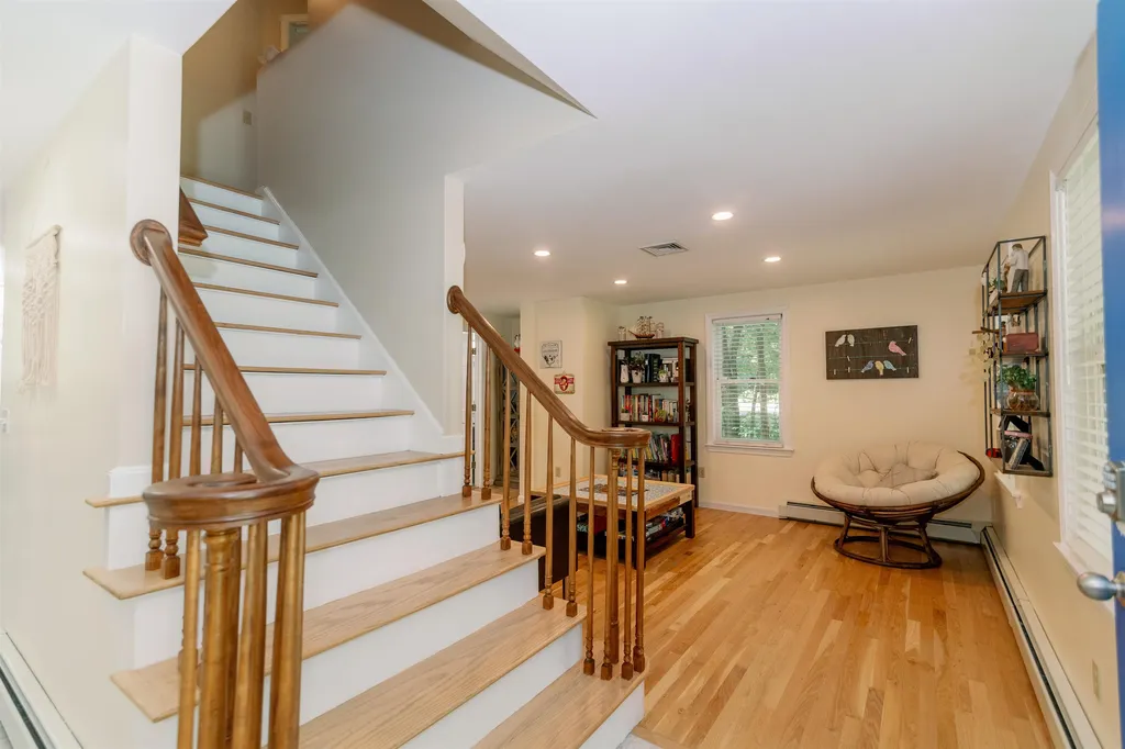 12 Pillsbury Pasture Road Kingston NH 03848