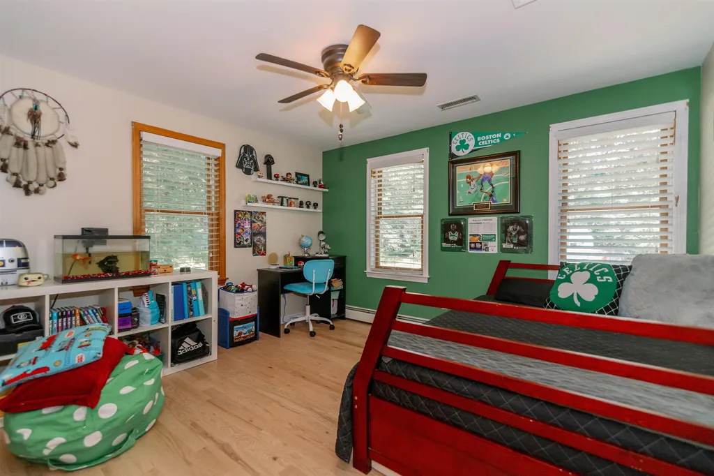 12 Pillsbury Pasture Road Kingston NH 03848