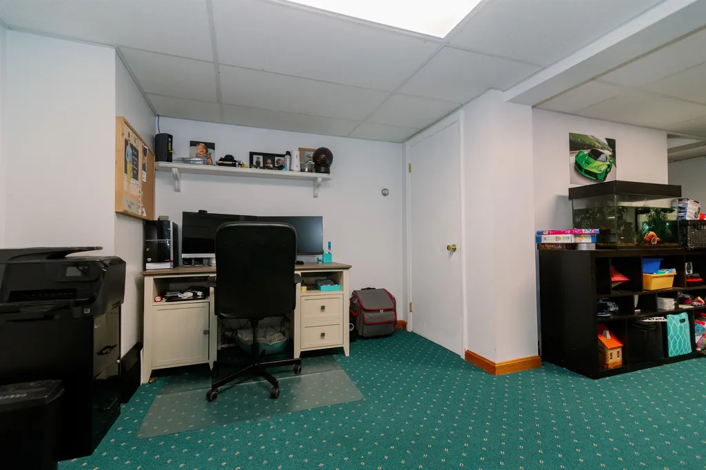 12 Pillsbury Pasture Road Kingston NH 03848
