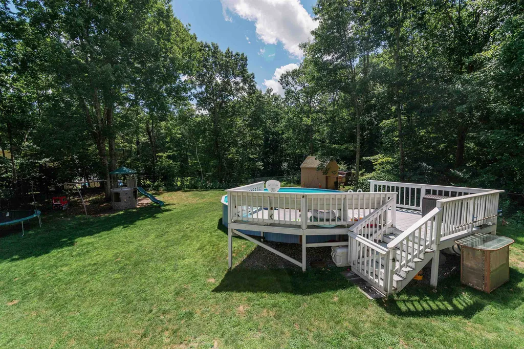 12 Pillsbury Pasture Road Kingston NH 03848