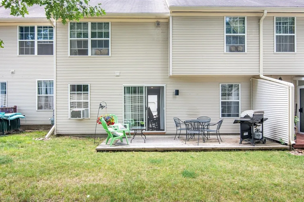 203 Deer Lane Colchester VT 05446