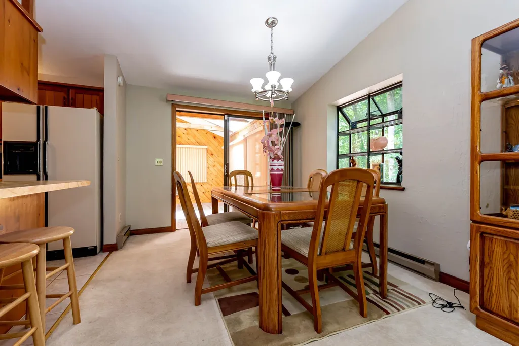 27 Cunningham Drive Derry NH 03038