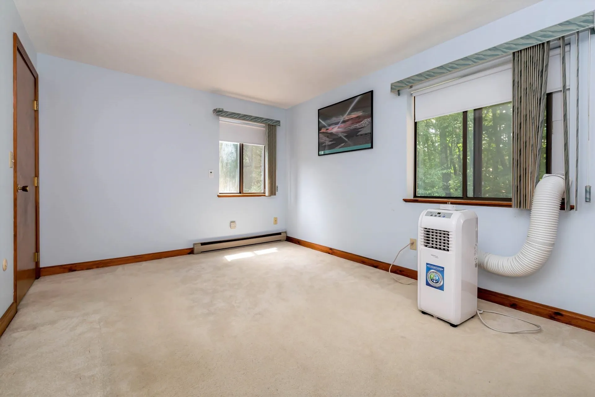27 Cunningham Drive Derry NH 03038
