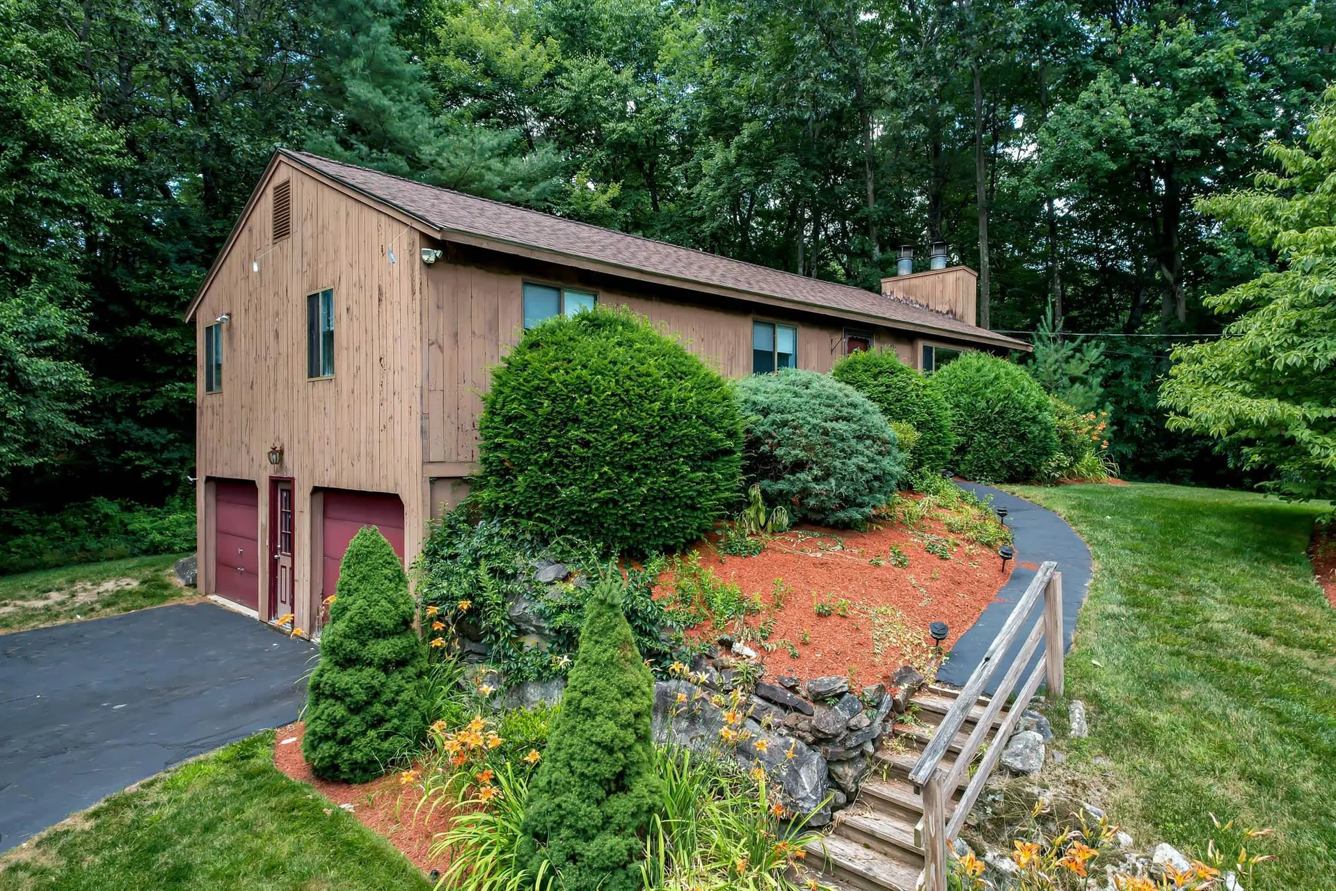 27 Cunningham Drive Derry NH 03038